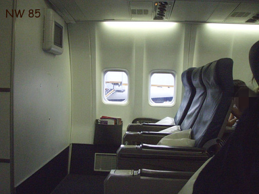 NW85 16番席