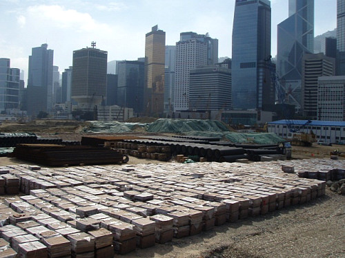 左側に見えてきたもの~