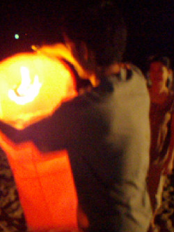 灯をともしました