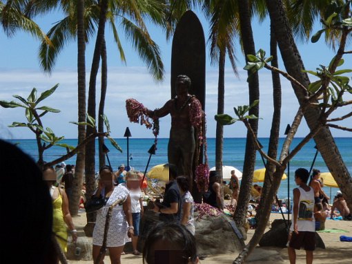 14:20 デュークカハナモク像～