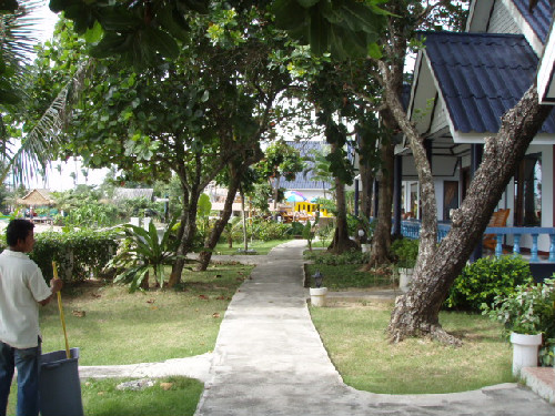 ビーチ側１番前の部屋通りに出てきました