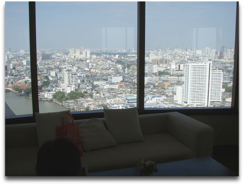 このソファ席で落ち着きました♪