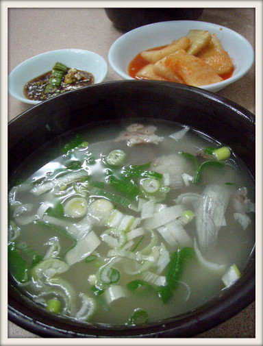 ソルロンタン2500ウォン♪