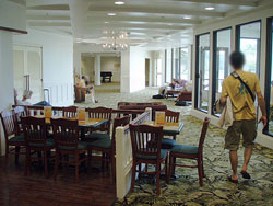 右にパソコンコーナー発見!!