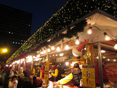 札幌大通り　クリスマス　ホワイトイルミネーション