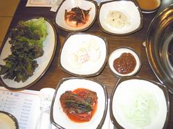 焼肉カルビ付け合せ