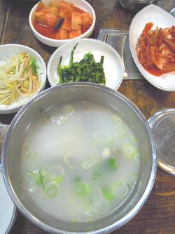 ソルロンタン（4/28昼食）