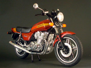 HONDA CB750F