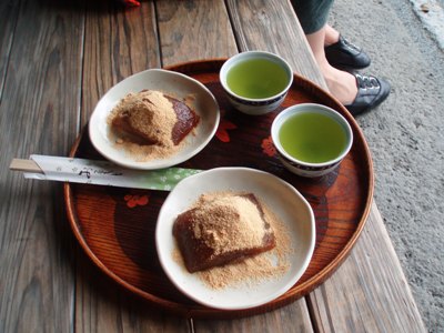 あく巻きと知覧茶.jpg