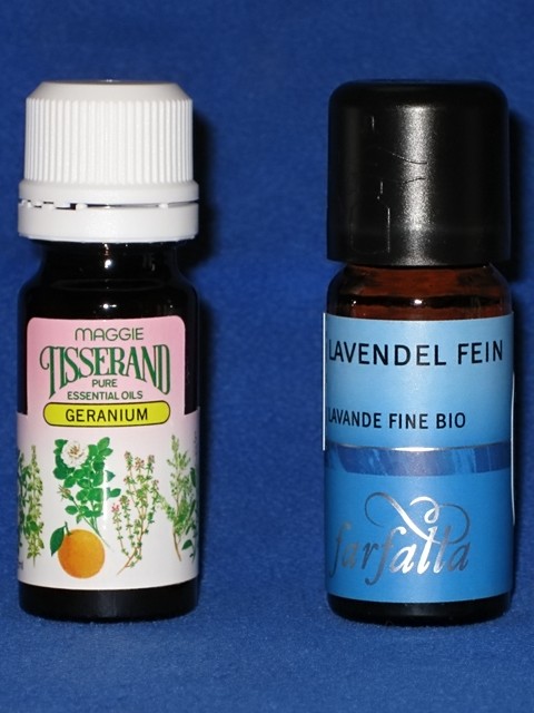 エッセンシャルオイル