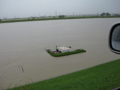 豪雨　トイレ