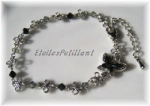 スワロフスキーと蝶々のブレスレット　ブラック