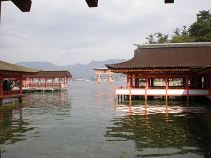 厳島神社