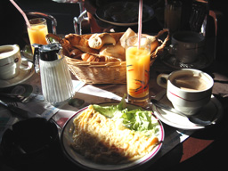 パリの朝食