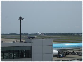 成田空港にて7.jpg