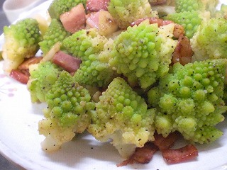 ロマネスコを食べる