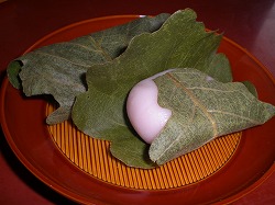 スーパーのみそあん柏餅