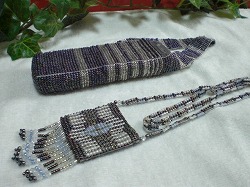 ボロボロ携帯ケース・アムレットパース