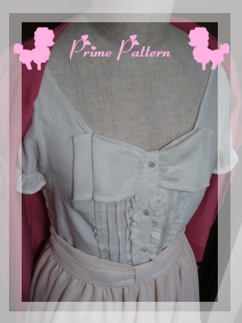 ブラウスアップ