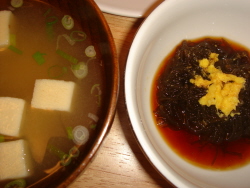 10　お味噌汁＆もずく酢.jpg