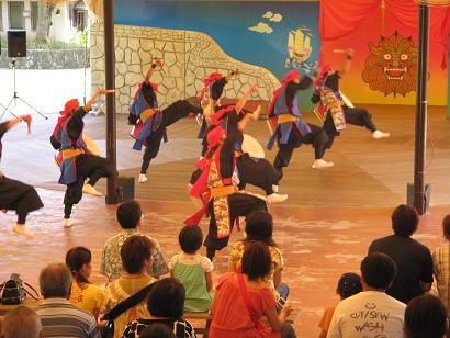  沖縄ワールドのえいさー踊り