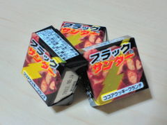 チロルチョコ『ブラックサンダー』