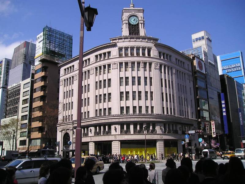 銀座４丁目