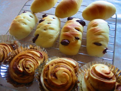 2/11りんご酵母菓子パン