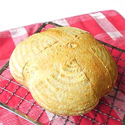 ケフィア酵母のシンプルカンパーニュ(4)焼き上がり