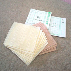 コースター用に布裁断