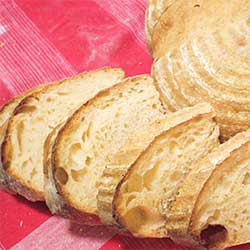 ケフィア酵母のシンプルカンパーニュ(5)スライス断面