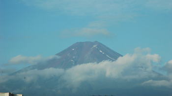 7月13日　5時37分富士山ライブカメラ(富士吉田市内)