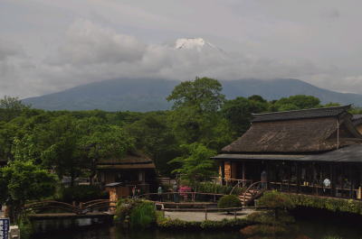 ＜6月3日　9時29分　富士山ライブカメラ(忍野八海カメラ)＞