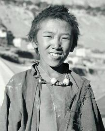 並河撮影ユン・ドゥン.jpg