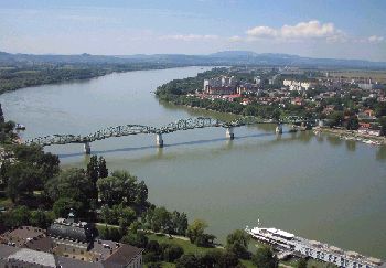 エステルゴム国境