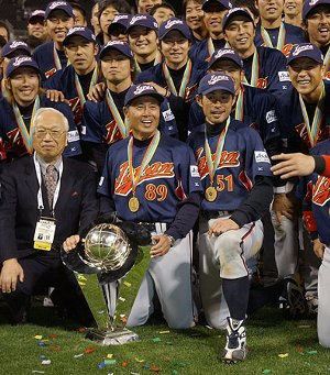 優勝記念撮影