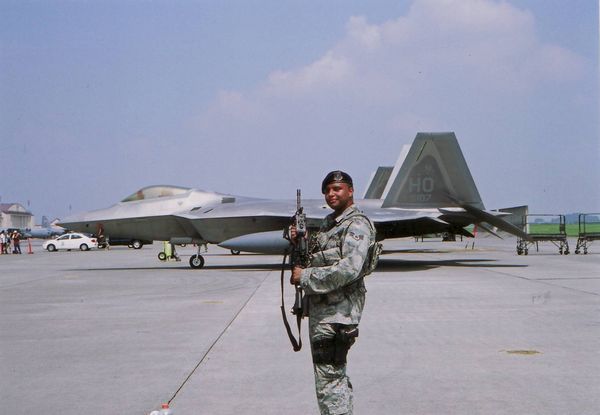 F-22MARINE.jpg