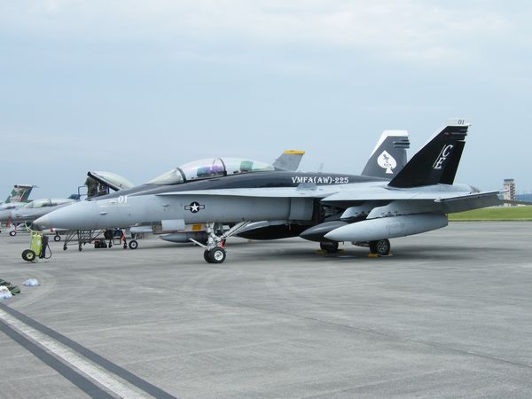F-18-1.JPG
