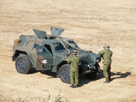 軽装甲機動車2010.JPG
