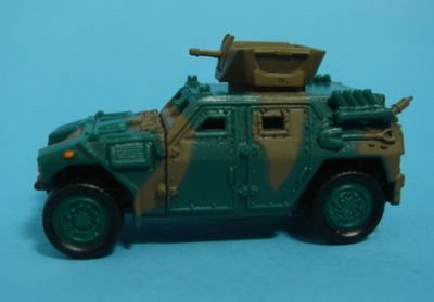 陸上自衛隊軽装甲機動車03.JPG