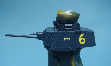 38(t)戦車デカール貼り01.JPG