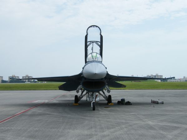 F-2-2.JPG