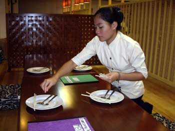 長春麺食館の中（２）