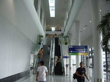 マニラ国際空港第３ターミナルに到着しました（９）
