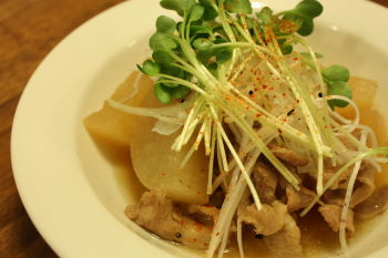 豚バラと大根の煮物