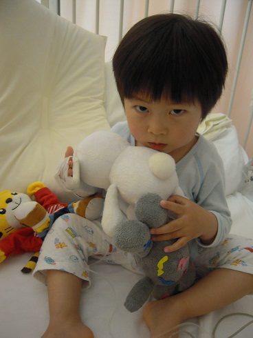 睨みつけるのやめなさい