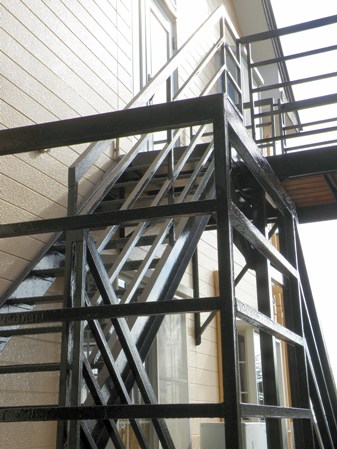 2010年1月22日　非常階段＆アプローチの塗装完了