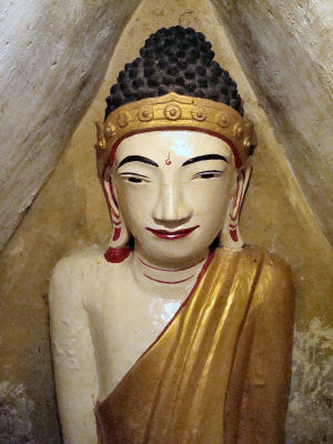仏像の裏側.jpg