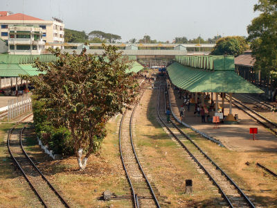 ヤンゴン中央駅.jpg