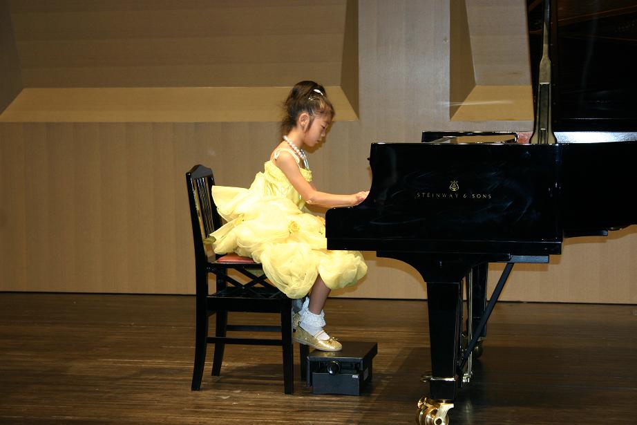 2009.7.22 ピアノ発表会 A-1.JPG